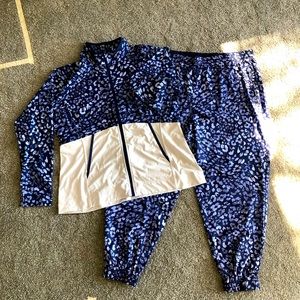 Tommy Bahama Island Zone chic activewear set